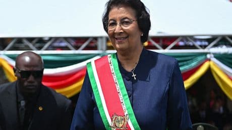 Nieuwe Surinaamse president reorganiseert veiligheidstop: korpschef politie en directeur Nationale Veiligheid ontslagen
