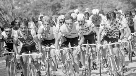 Tour de France 1985 : Bernard Hinault remporte le tour, 40 ans plus tard, aucun Français n’a réussi à l’imiter