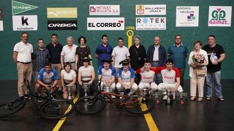Amiano y Sotil sorprenden y se llevan el torneo Biharko Izarrak de Mallabia