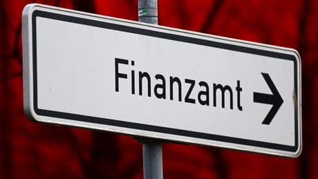 Teures Bußgeld droht: Ein Fehler bei der Steuererklärung kann Sie 5.000 Euro kosten