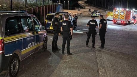 Fliegende Gläser und Schlägerei – Streit in Bar eskaliert