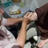 ENTRETIEN. Vaccin contre le chikungunya : comment expliquer les évènements indésirables sévères ?