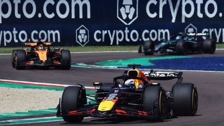 Verstappen es un monstruo, Sainz termina octavo y Alonso explota como nunca en Imola