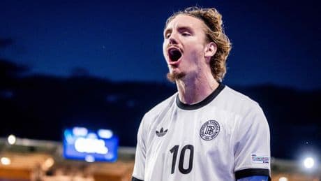 Das Transfermarkt-Spiel: Klatsch, Tratsch und harte Fakten