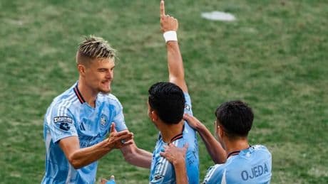 New York respira y el Club León, contra las cuerdas