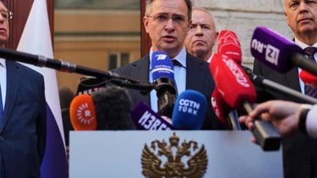 Vladimir Medinski, l’historien idéologue envoyé par Poutine pour les négociations avec l’Ukraine