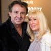 Na zijn burn-out verbleef hij bij haar, nu zorgt Marco Borsato voor zijn moeder: “Ze is ziek en verblijft bij mij thuis”