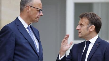 Macron y Merz se comprometen a «dar un nuevo impulso» al motor franco-alemán