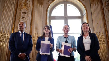 Enseignements spécifiques, sanctions pour les élèves... Ce que préconise un rapport gouvernemental pour lutter contre l'antisémitisme