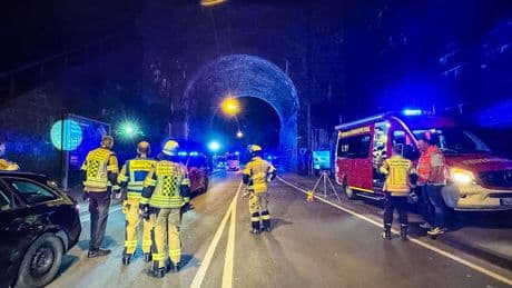 Zugunfall bei Ennepetal - 15-Jähriger wird von ICE erfasst und stirbt