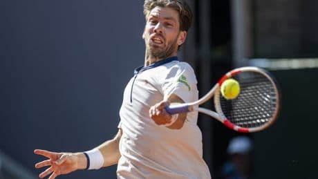 Daniil Medvedev vs Cameron Norrie LIVE: French Open scores and updates ahead of Novak Djokovic’s return