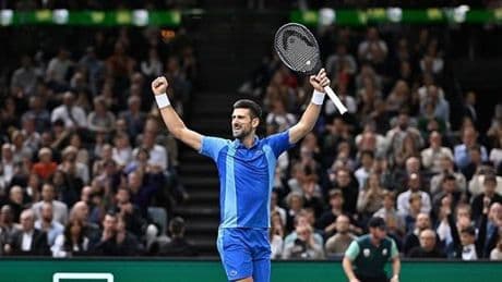 Novak Djokovic '100'ler kulübünde'