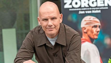 Jan van Halst zet pieken en dalen op papier: ’Dat litteken heb ik echt open moeten peuteren voor het boek’