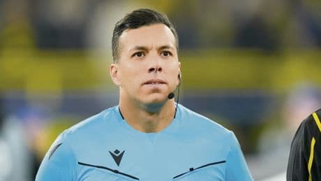 Football : après l’agression de Mehdi Rahmouni, la Fédération et l’État se décident à mieux protéger les arbitres