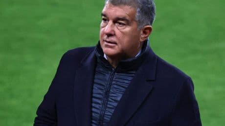 Impagos, sospecha de fraude... las surrealistas 48 horas previas al viaje del Barça a Japón