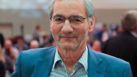 Ukraine-Konflikt: Warum reist Ex-SPD-Chef Platzeck so oft nach Russland?