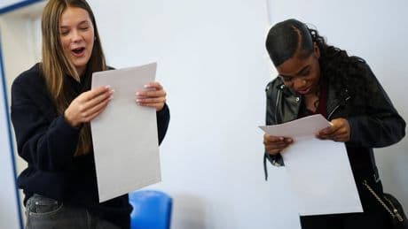 GCSE results 2025: London students 'far ahead' of any other regions but pass grades drop