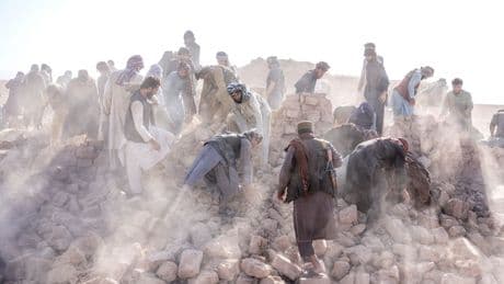 Staatsagentur: Rund 250 Tote bei Erdbeben in Afghanistan
