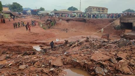 At least 151 killed after flash floods submerge Nigerian town