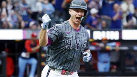 Ex-high school teammates Kyle Tucker and Pete Alonso on different paths to MLB paydays