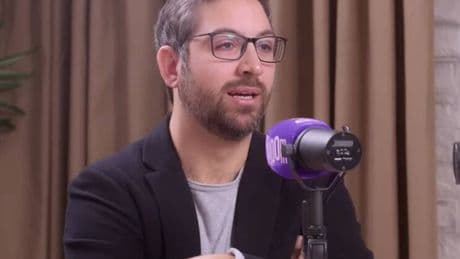 Álvaro Fernández, farmacéutico, sobre cada cuánto hay que cambiar las sábanas: "Lo ideal es una vez a la semana"