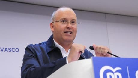 El PP acusa a Sánchez de “dinamitar” la democracia por gobernar sin presupuestos y atacando a los jueces