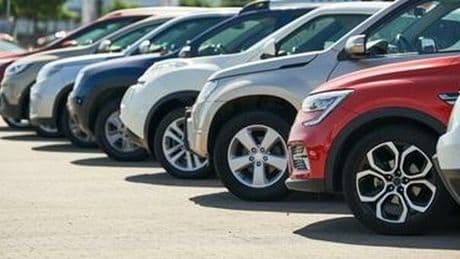 Incentivi auto fino a 11mila euro, requisiti e come funziona: 600 milioni alle elettriche. Agevolazioni per il leasing sociale