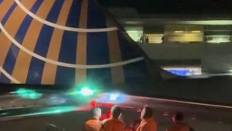 2 United Airlines Jets Clip Wings at San Francisco Airport