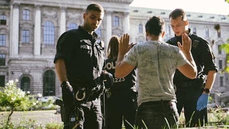 Städte richten Sokos für jugendliche Täter aus Maghreb-Staaten ein