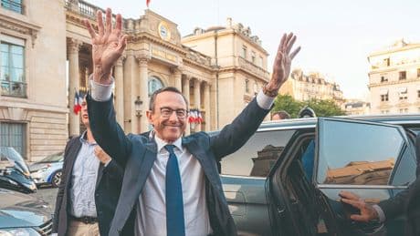 « Il est plus ambitieux qu’il n’en a l’air »: le plan de Bruno Retailleau pour la présidentielle de 2027