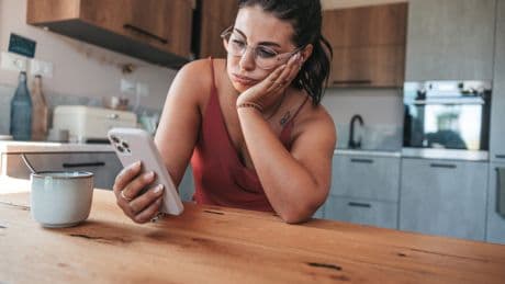 Travelers are paying thousands to have their phones taken away from them on digital detox retreats: ‘Guests go stir crazy’