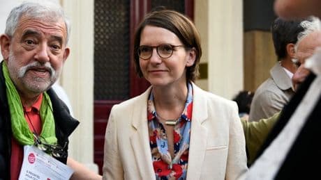 Élue socialiste, mère homosexuelle et pro IVG: la présidente des Scouts de France démissionne, harcelée par l'extrême droite