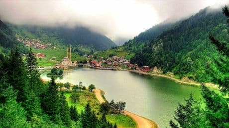 Elinizi çabuk tutun artık Uzungöl'ü göremeyeceksiniz! Trabzon için kırmızı alarm verildi