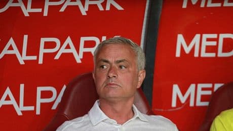 Jose Mourinho Fenerbahçe'de kalacak mı? O soruya yanıt verdi!