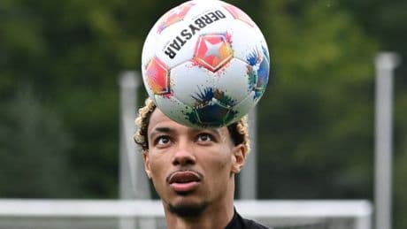 Fußball-Transferticker: Ekitiké verlässt Frankfurt Richtung Premier League