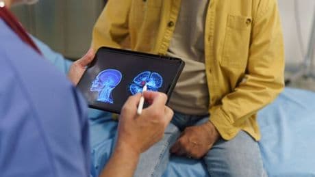 The 5 early warning dementia signs flagged by experts