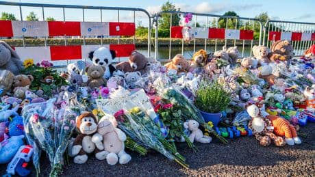 LIVE | Jongeren die knuffels bij gedenkplek Jeffrey en Emma stalen voor de rechter