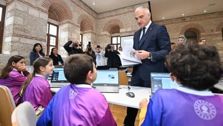 Kütüphanelerde cumhuriyet tarihinin rekoru kırıldı: 1301 kütüphane ve 38,7 milyon kullanıcı