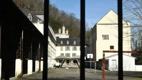 Enseignement catholique : dans les établissements, des contrôles parfois sous tension