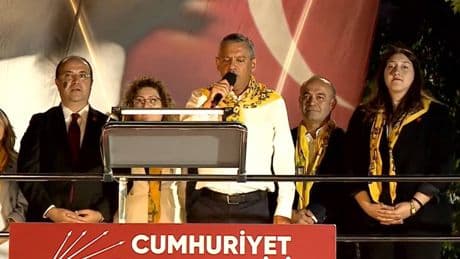 Özgür Özel Tokat'tan Adalet Bakanı'na seslendi: İfşa ettiği avukatın neden tutuklanmadığını açıkladı!