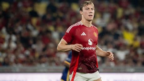 Man Utd reignite interest in £40m striker they failed to sign two years ago