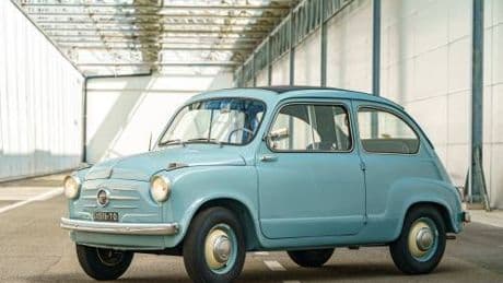 In gara alla Mille Miglia a bordo della Fiat 600
