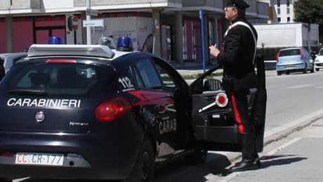Incidente a Tripari, ragazzo in moto perde il controllo e si schianta contro un cancello: muore a 16 anni