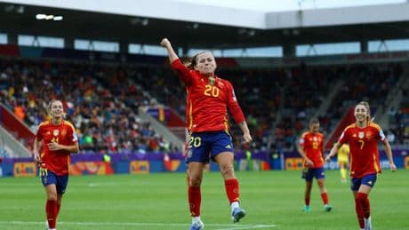 Pina continúa su idilio con el gol en Suiza