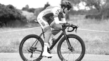 Muere en plena carrera un ciclista de 16 años tras sufrir una complicación cardiaca a pocos kilómetros de la meta