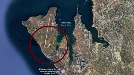 Ucraina, droni kamikaze sulla base dell'intelligence di Mosca: la nuova zona calda della guerra è in Russia? Attacco all'oro nero