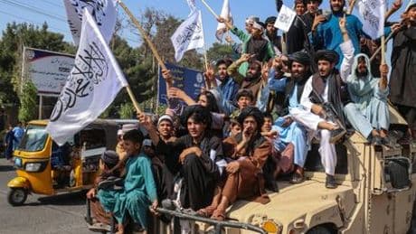 Afghanistan: Wie Influencer ein grotesk falsches Bild des Taliban-Regimes zeichnen
