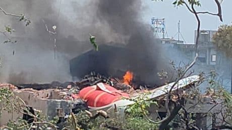 "Los heridos están siendo trasladados": el comunicado de Air India tras el accidente de avión en el que viajaban más de 200 personas