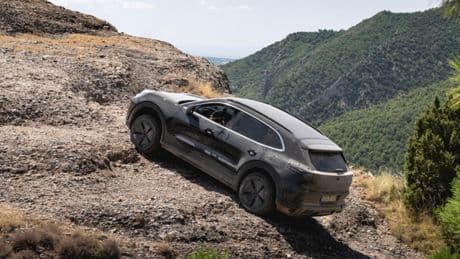 Porsche Cayenne Electric auf erster Testfahrt: Grenzen eines SUV neu definiert