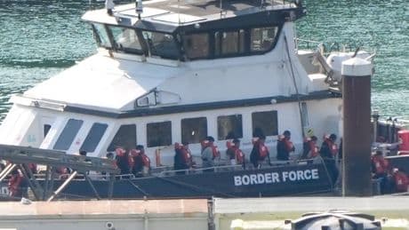 English Channel crossings pass 30,000 arrivals in record time